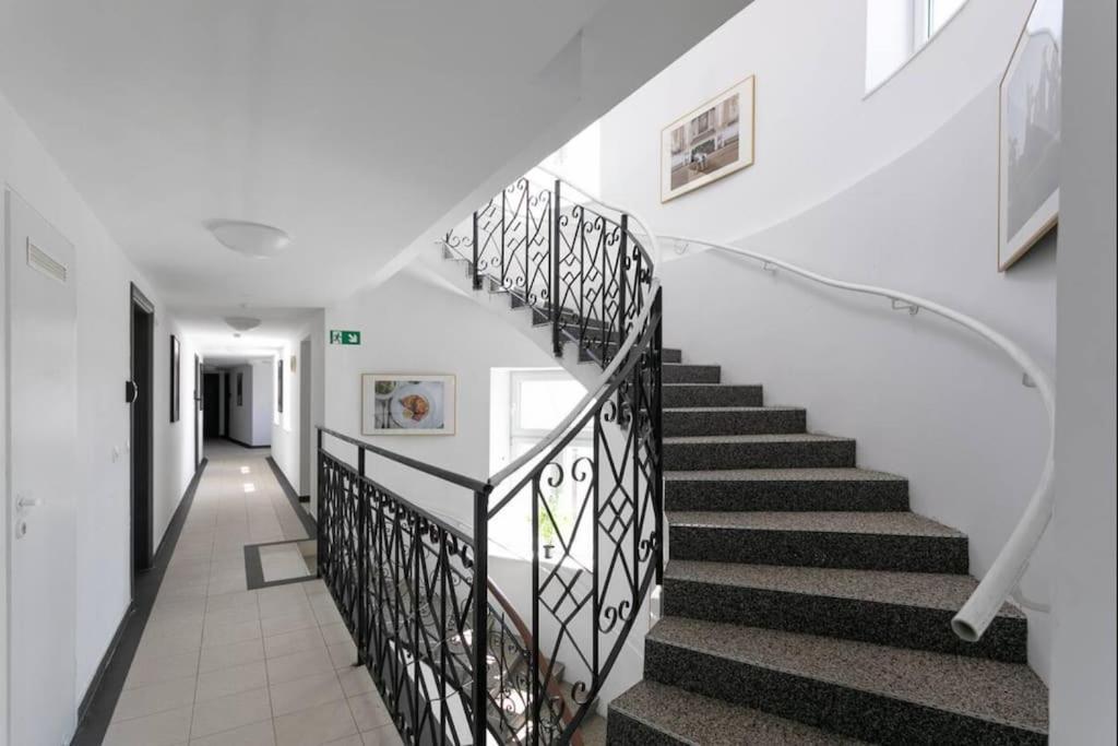 Апартаменты Klein & Gemuetlich L Lf15 Вена Экстерьер фото